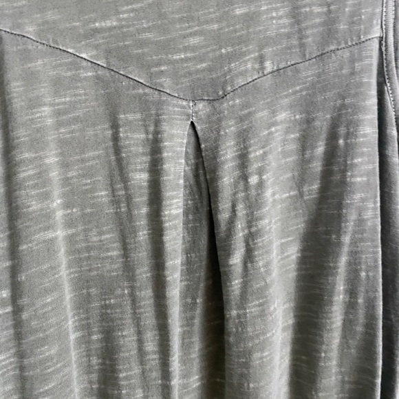 NWT olive tank MAXI from ANTHROPOLOGIE- cute deets - Picture 10 of 13